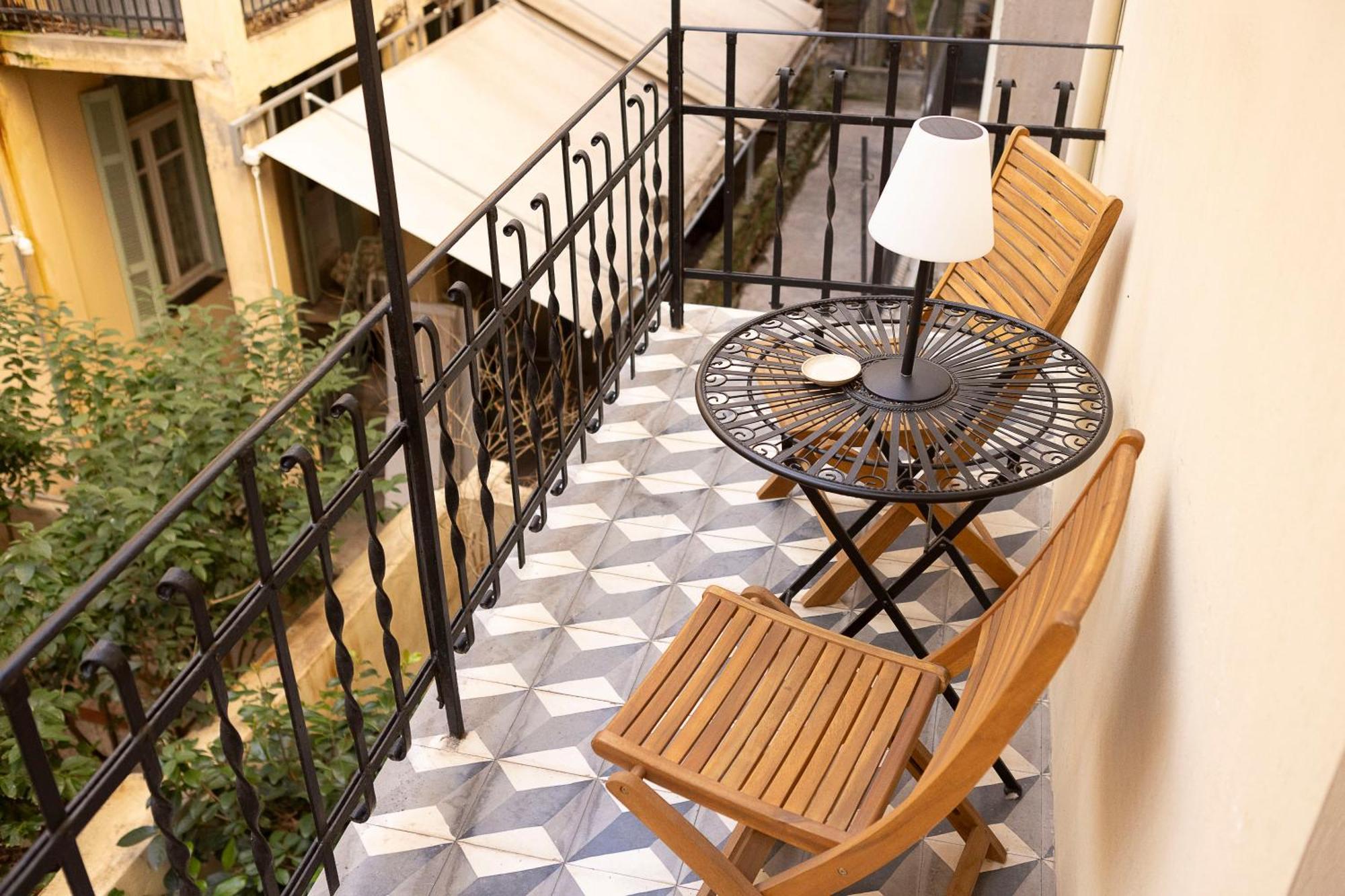 Gatto Perso Luxury Studio Apartments เทสซาโลนิกิ ภายนอก รูปภาพ