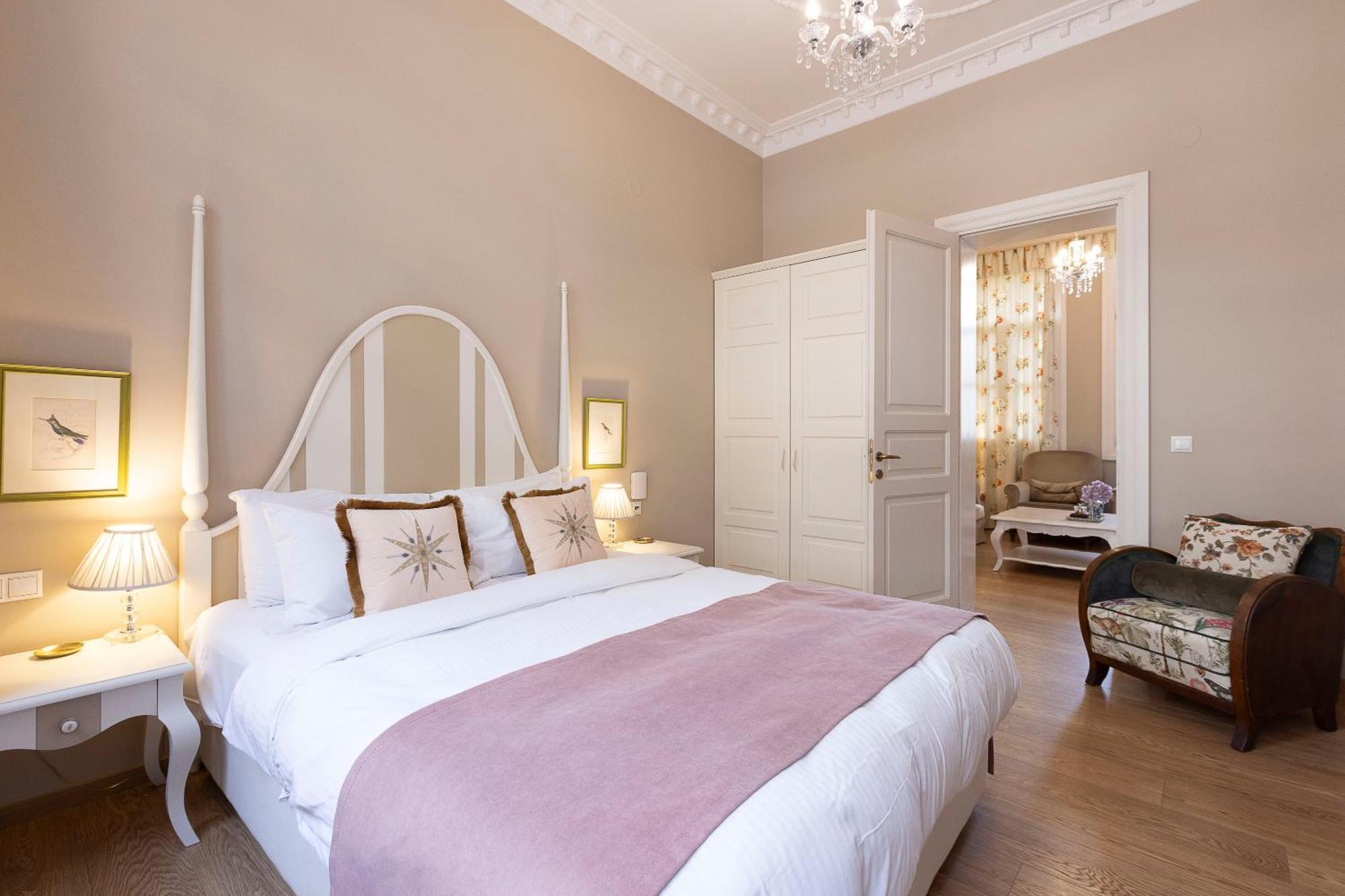 Gatto Perso Luxury Studio Apartments เทสซาโลนิกิ ภายนอก รูปภาพ
