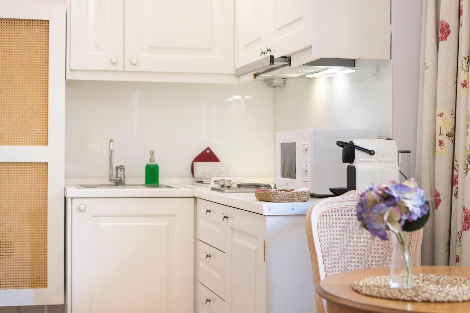 Gatto Perso Luxury Studio Apartments เทสซาโลนิกิ ภายนอก รูปภาพ