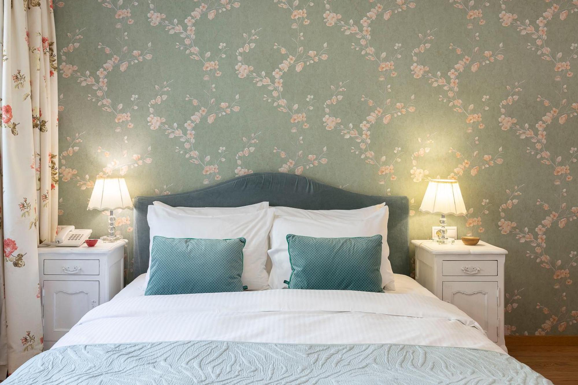 Gatto Perso Luxury Studio Apartments เทสซาโลนิกิ ภายนอก รูปภาพ