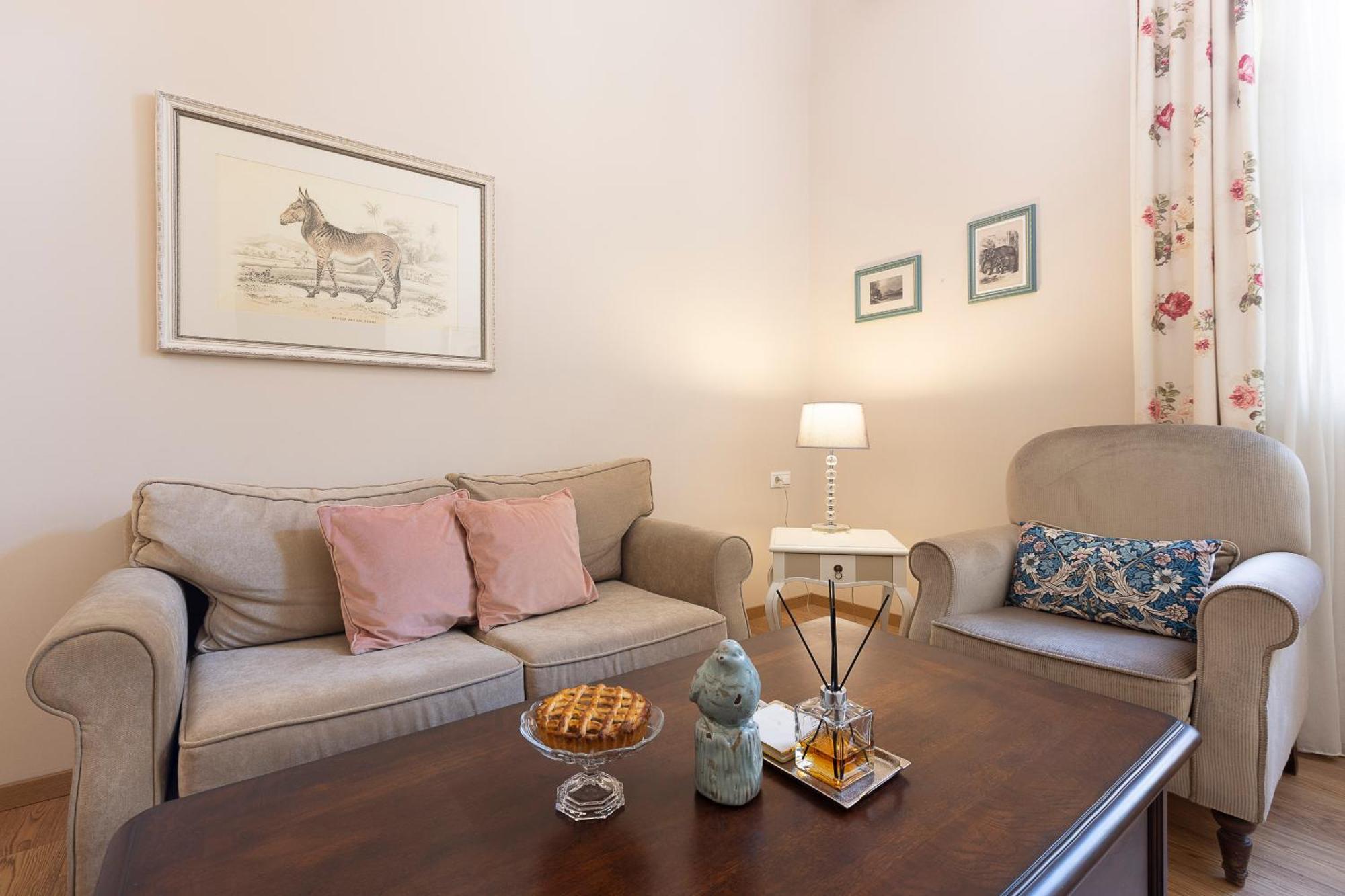 Gatto Perso Luxury Studio Apartments เทสซาโลนิกิ ภายนอก รูปภาพ