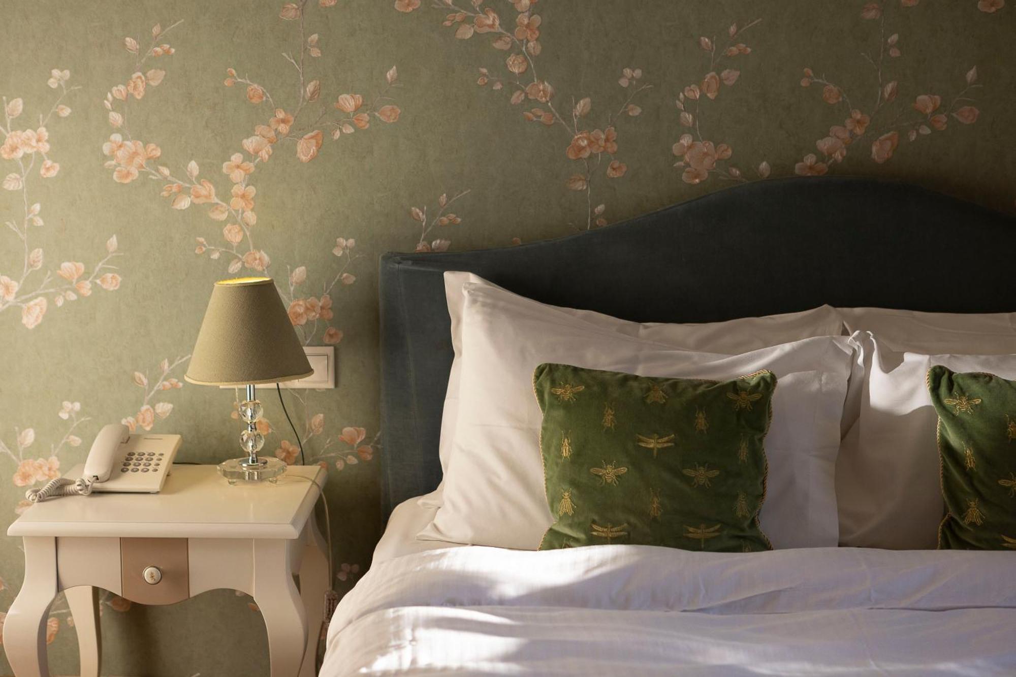 Gatto Perso Luxury Studio Apartments เทสซาโลนิกิ ภายนอก รูปภาพ